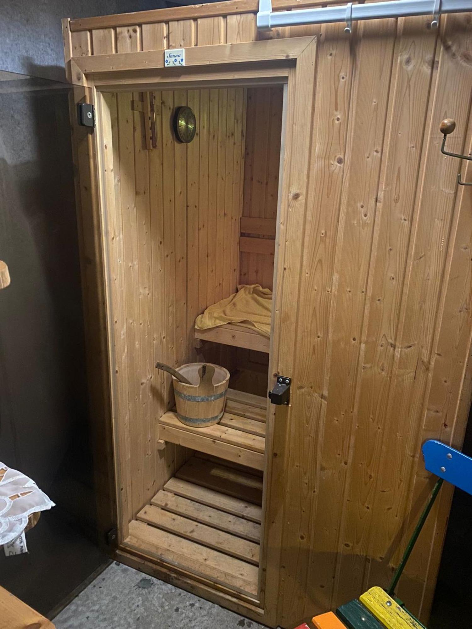 Waldblickwohnung Mit Schoener Terrasse Und Kamin Sebnitz Luaran gambar